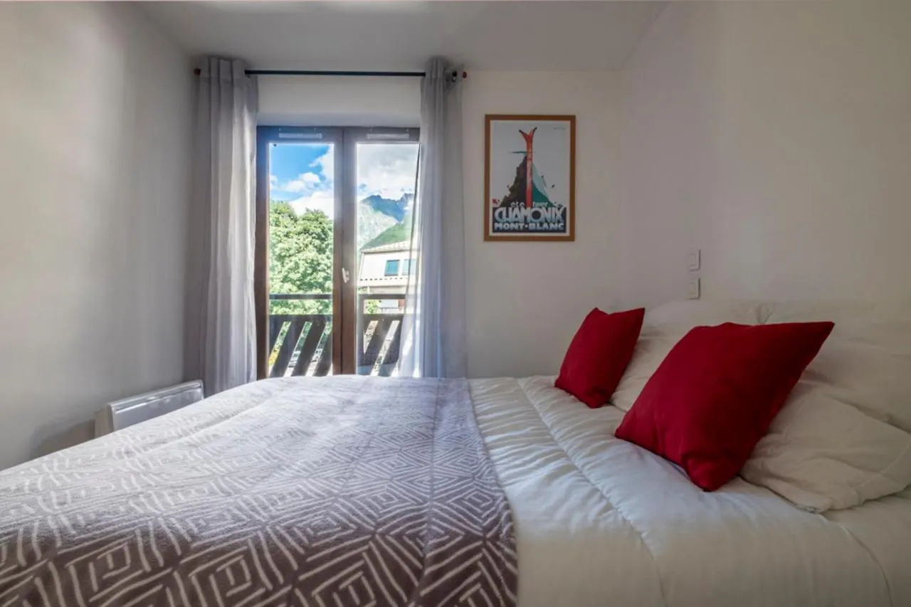Apartment Modern Apt With Balcony In The Center Of Chamonix